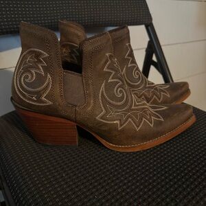 Durango Ankle Booties Women’s Size 9
